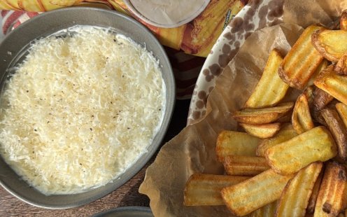 Tryffel- & Parmesankräm med Felic Pommes Chips - FELIX